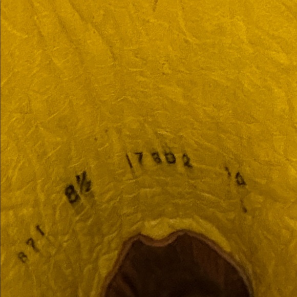 Brown Western Heeled Boots - Picture 4 of 5